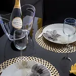 Apartment Blue Wave