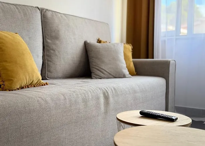 Blue Wave 아파트 *