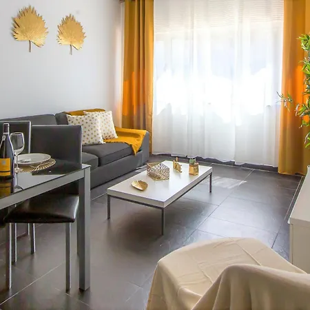 Apartament Blue Wave Apartment *